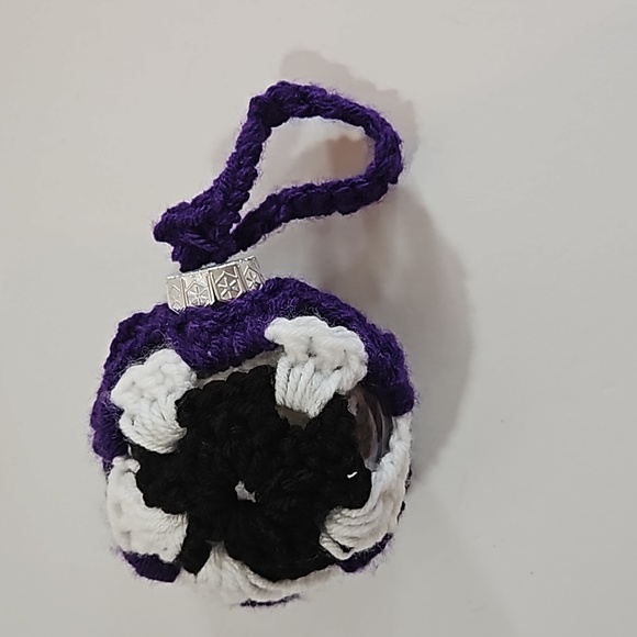 Hand Crafted Crochet Holiday Ornaments Grannycore Christmas Decor - Picture 6 of 17